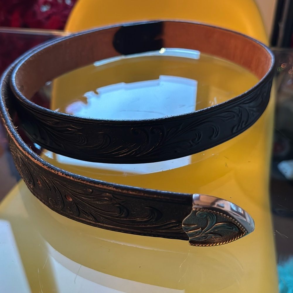 Tony Lama Western Belt Genuine leather Tooled “Westerly Ride” Black No Buckle